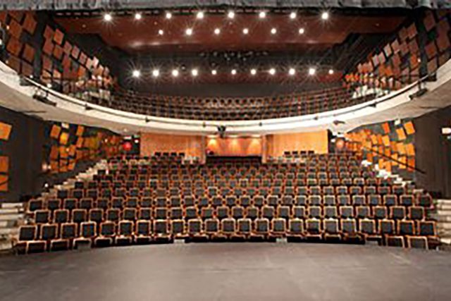 Grade 12s inspired by Othello production at the University of Johannesburg