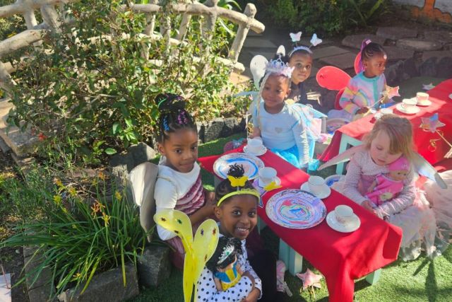 Grade 00 Tea Party in the Fairy Garden