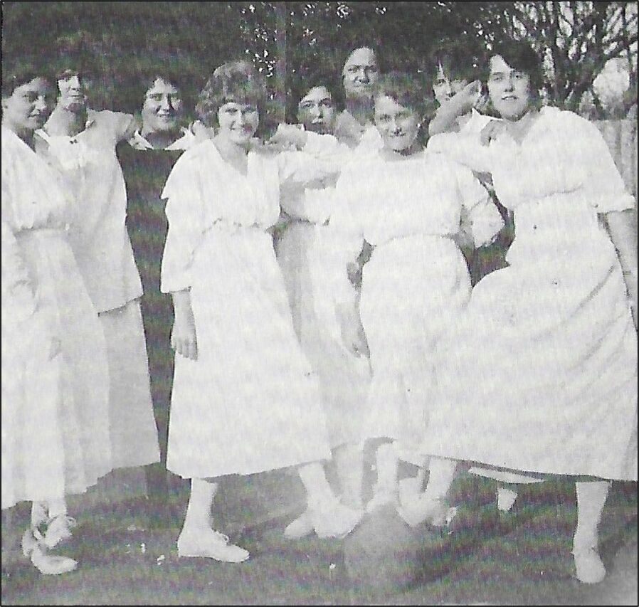 Old Girls Netball Team 1917