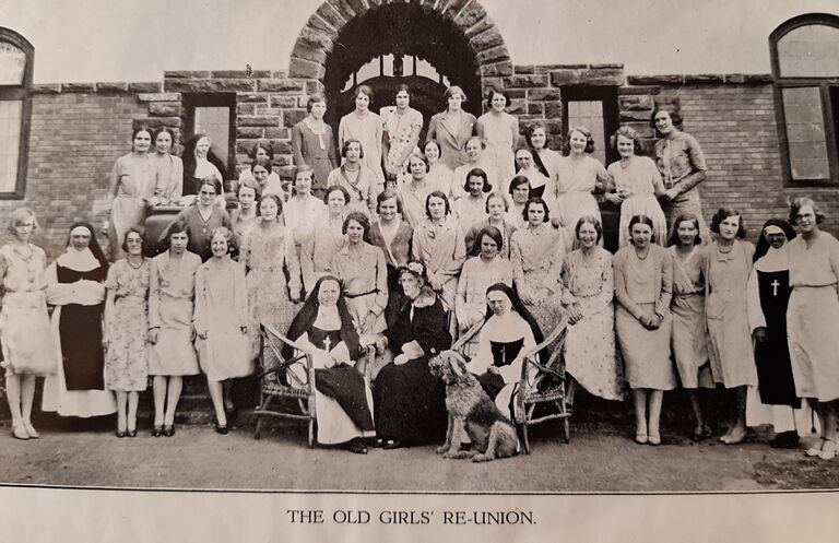 Reunion 1931 first at new school